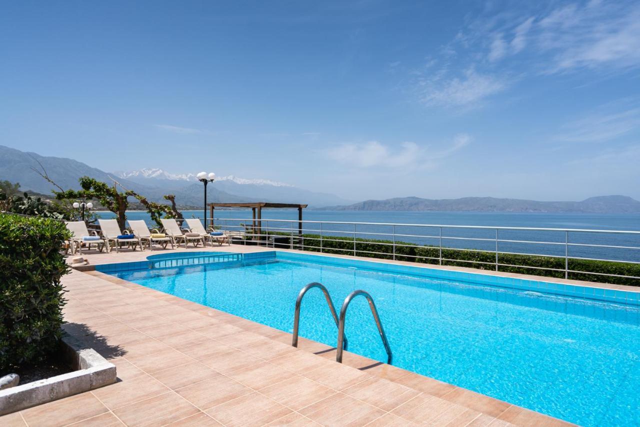 Petres  Beachfront Family Villa Katerina With Private Pool, Playground, Bbq & Amazing Sea Views! מראה חיצוני תמונה